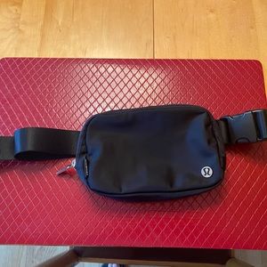 Lululemon Cross Body